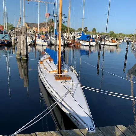 Tekne Fehmarnsund - Stern Hausboot *