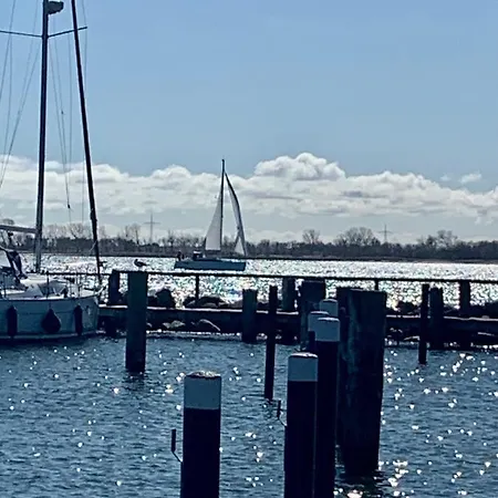 Tekne Fehmarnsund - Stern Hausboot